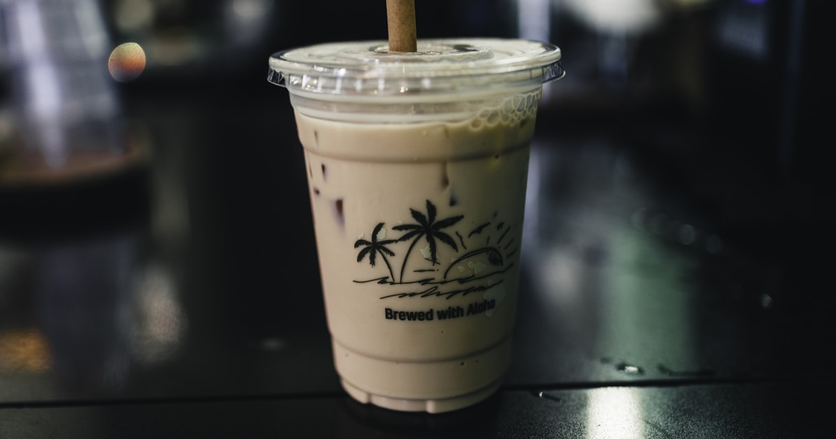 カフェラテ　プラカップ